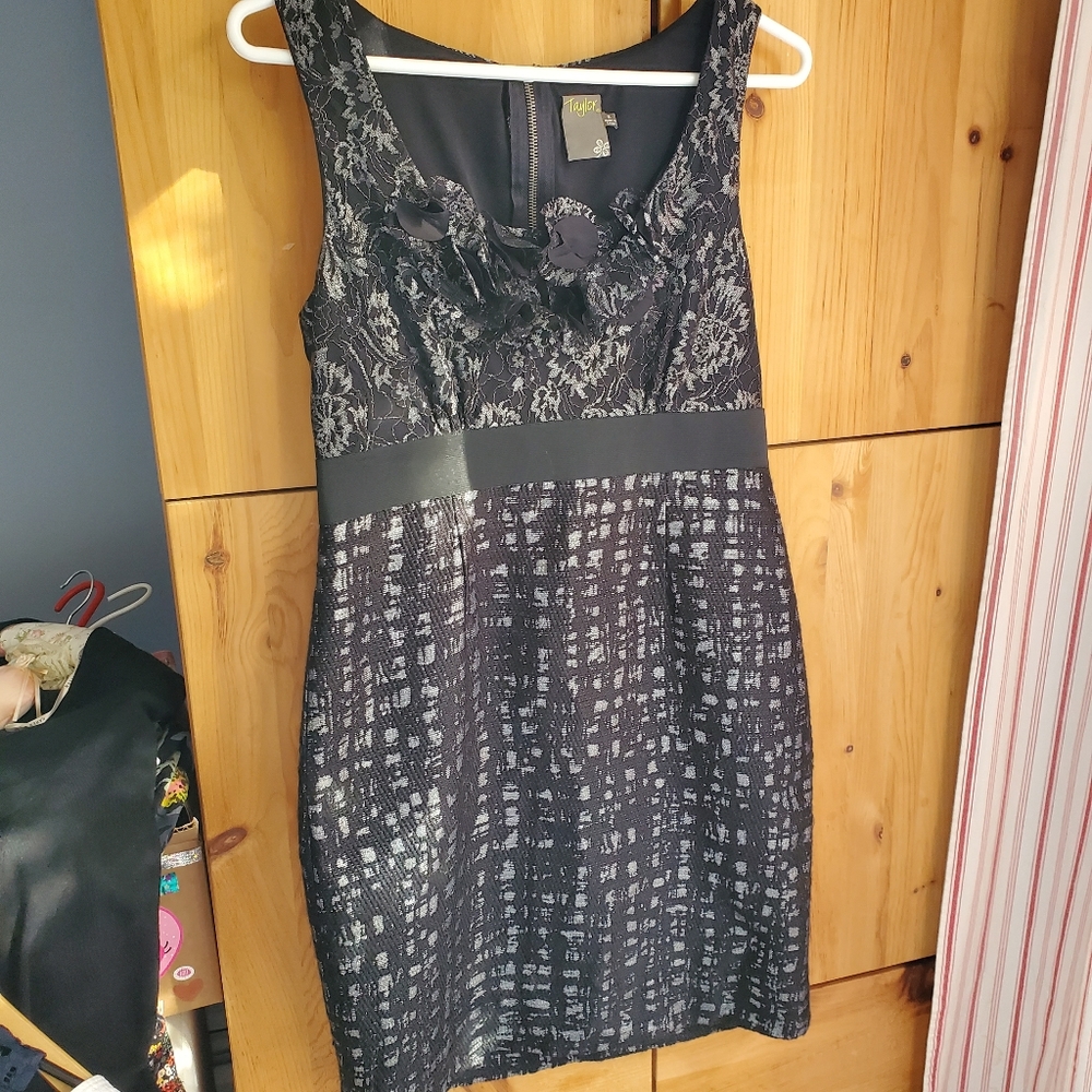 Taylor Black & Silver Sleeveless Dress size 8